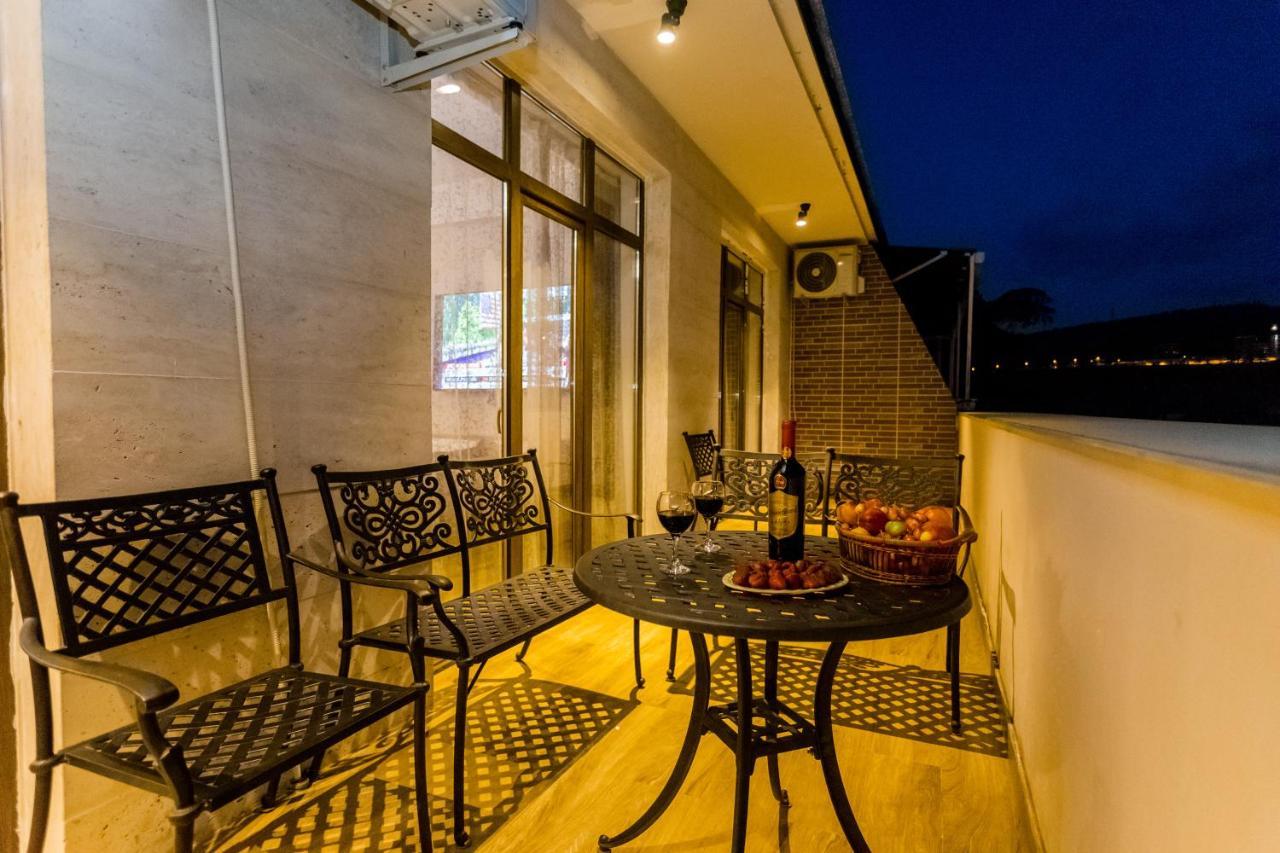 טביליסי Central Comfort Place L מראה חיצוני תמונה